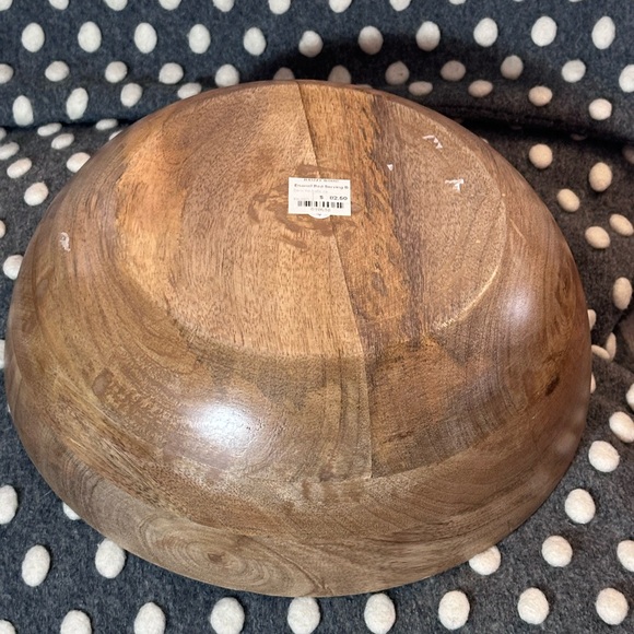 Large Wooden Serving Bowl- 12” diameter height 4 “ Red and White Gingham - Picture 6 of 6